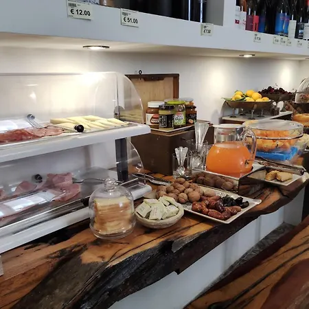 Affittacamere Boutique And Breakfast Granveliero 2*