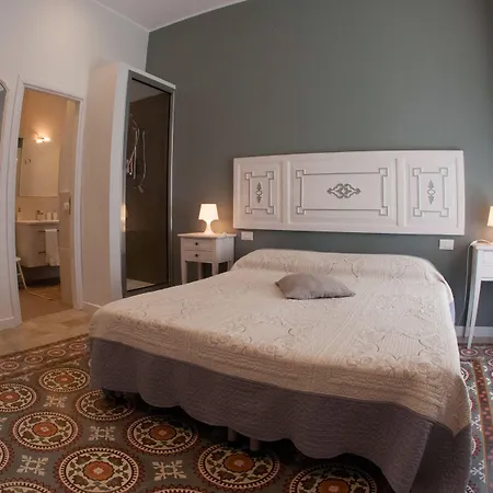 And Breakfast Granveliero Πανσιόν 3*