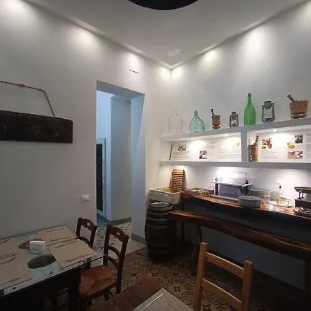 And Breakfast Granveliero 3*