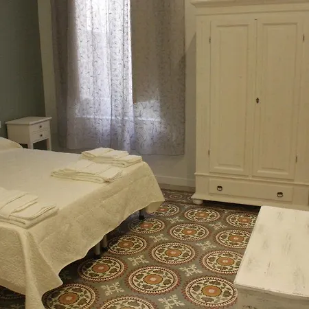 And Breakfast Granveliero Πανσιόν 3*